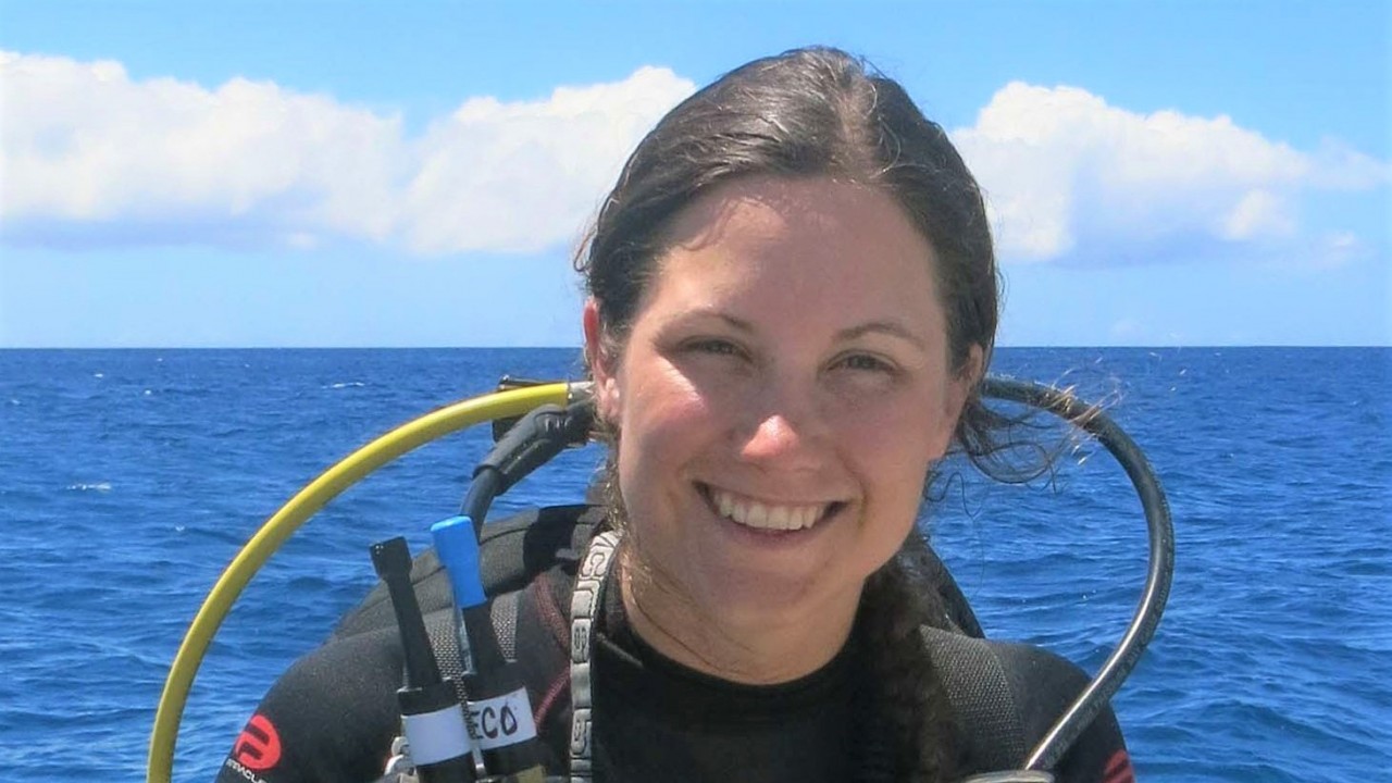 UH Hilo alumna is now a NOAA postdoc, scientific diver, biologist studying the health of coral reefs - UH Hilo Stories