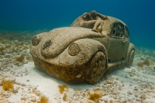 Beautiful and eerie images of the unique Cancun Underwater Museum