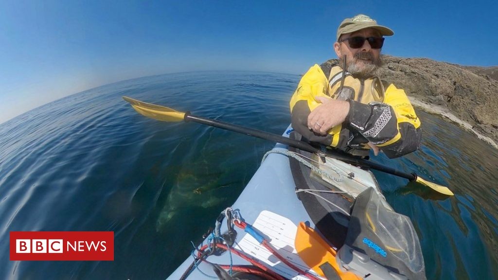 'Sea kayaking helps my recovery from depression'