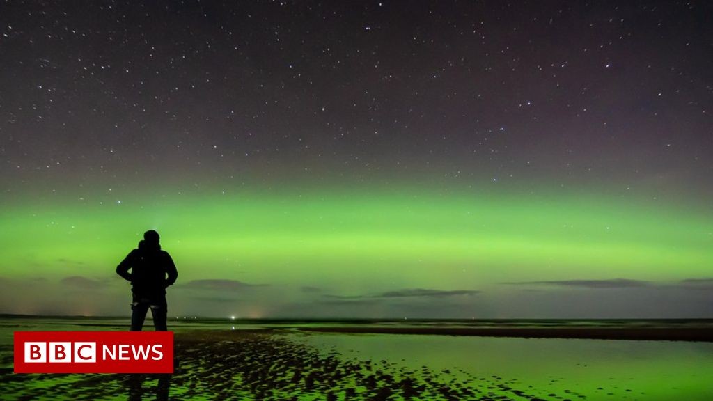 Spectacular Northern Lights pictured over Scotland