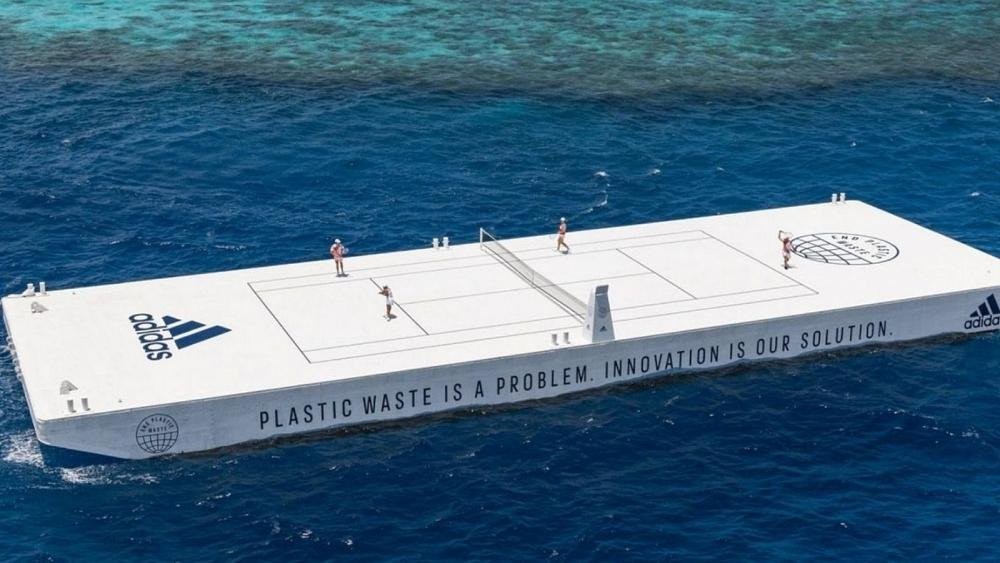 Spectators slam floating tennis court in the Great Barrier Reef