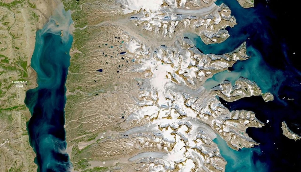 Alarm as 'massive ice melting event' hits Greenland, where it's warmer than NZ right now