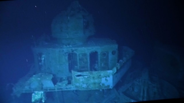Explorers dive to deepest known shipwreck
