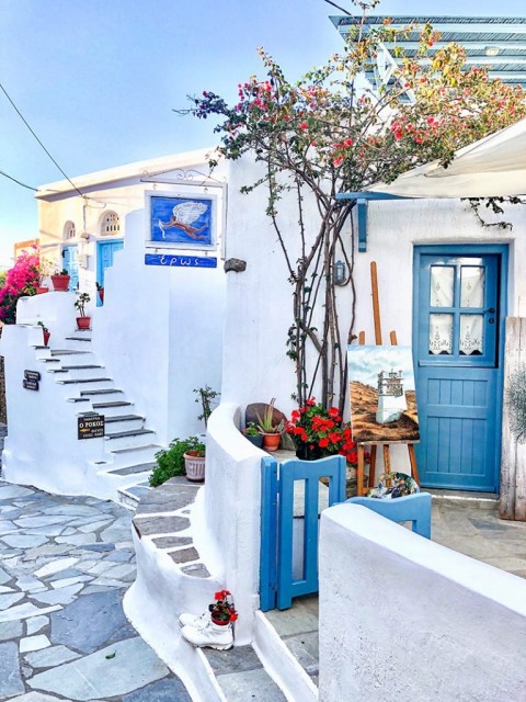 THE MOST BEAUTIFUL GREEK ISLANDS