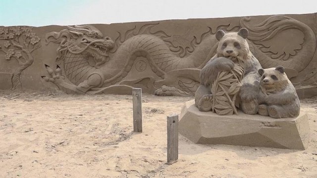 Homages to world cultures created in sand