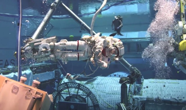 Enjoy this 360 tour showing NASA’s giant training pool for astronauts