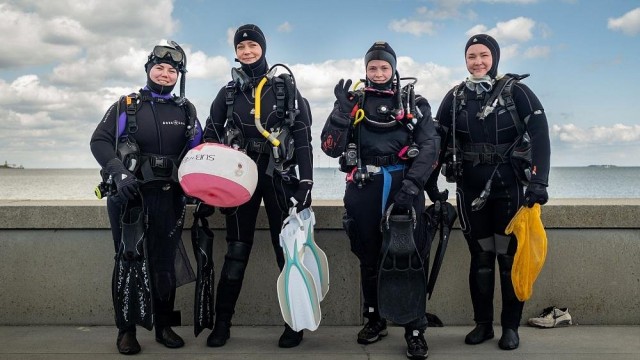 Danish students rescue shopping trolleys from under the sea in mass clean-up
