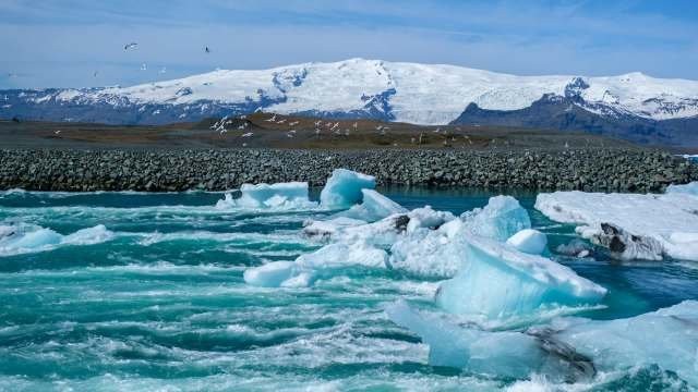 Scientists sound alarm after new NASA report reveals concerning phenomenon in oceans: 'Earth's expanding oceans are following suit'