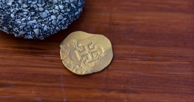 Diver Finds Gold Coin Worth $98,000 on Wreck Off Key West