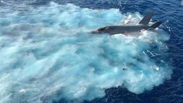 Images emerge of one of the US Navy's newest stealth fighters crashing into the sea